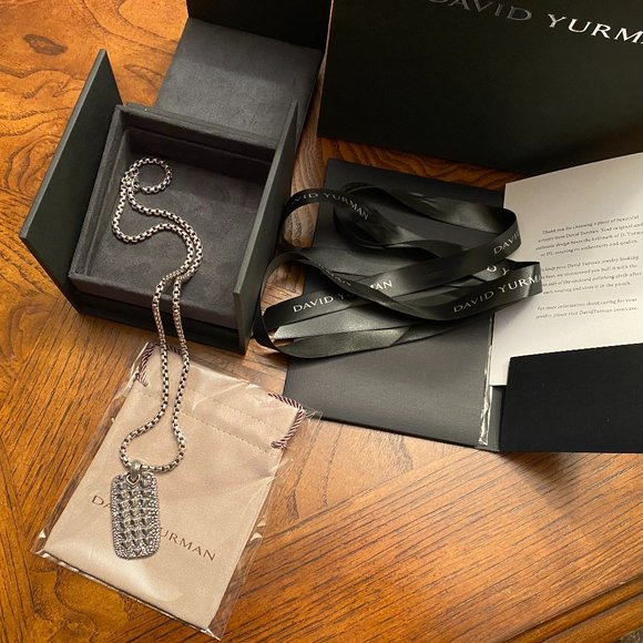 David Yurman Sterling 925 and 18K Dog Tag Pendant with Box Chain Necklace - Picture 3 of 15